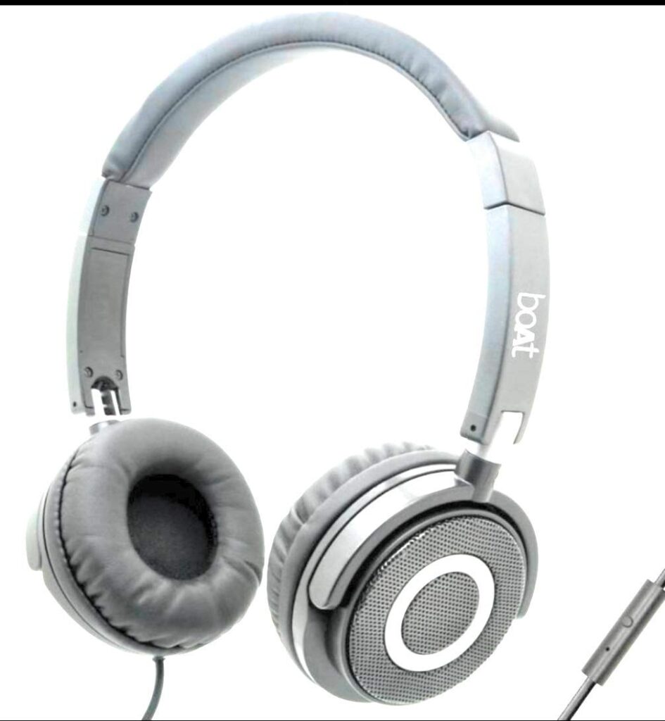 boAt BassHeads 910 Super Extra Bass Wired Headphones (Black) AM Digital